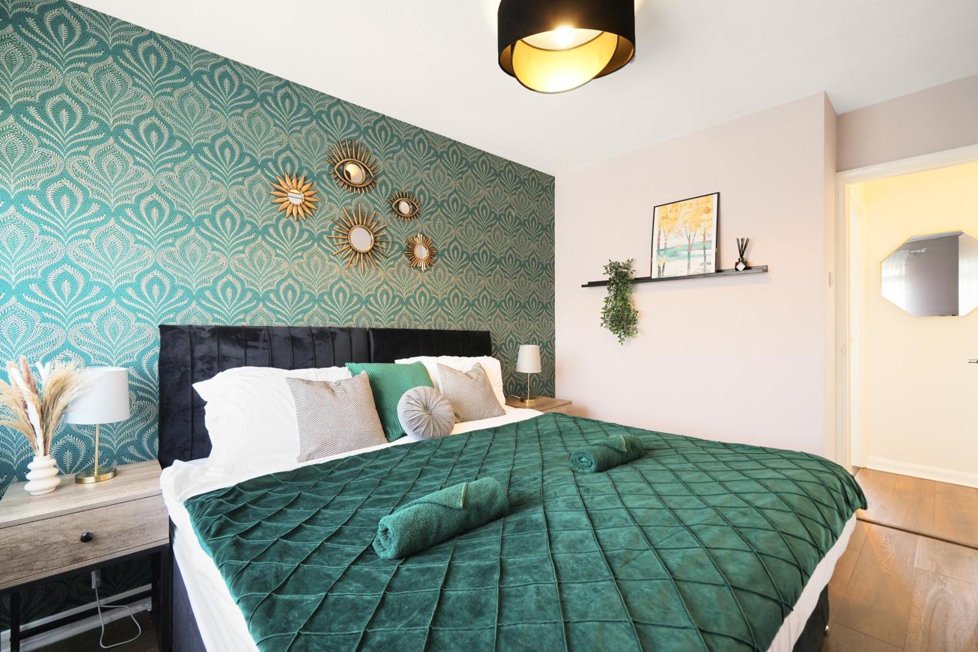 Cosy Corner In Aylesbury Near Stoke Mandeville Hospital & Town Centre With Private Parking Esterno foto